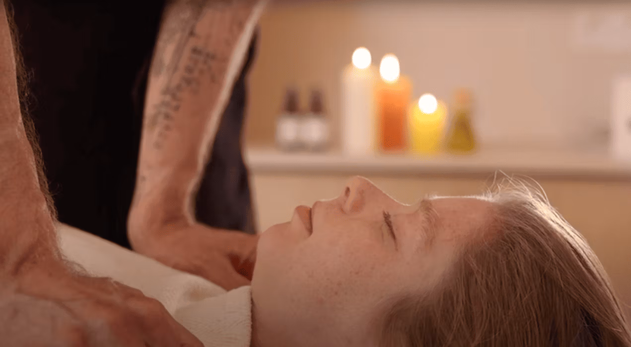 Massage ayurvédique (abhyanga) au Bessat, Pilat